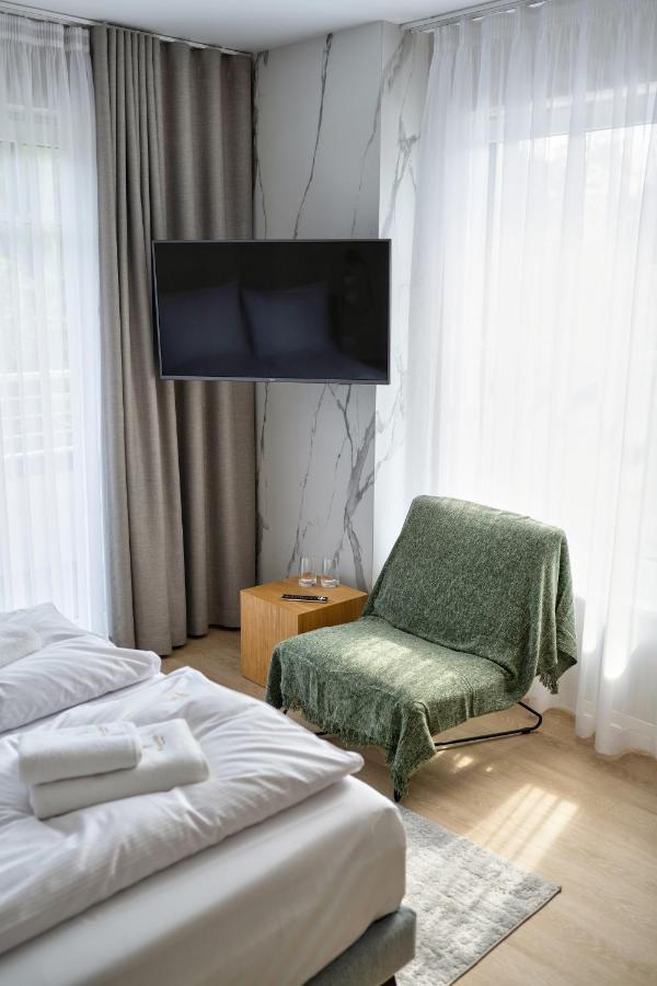 Flamingo Residence Apart Hotel จีฟโนฟ ภายนอก รูปภาพ